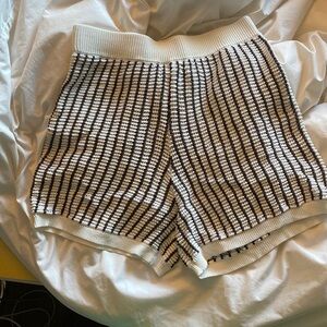DISSH Knit Shorts - M